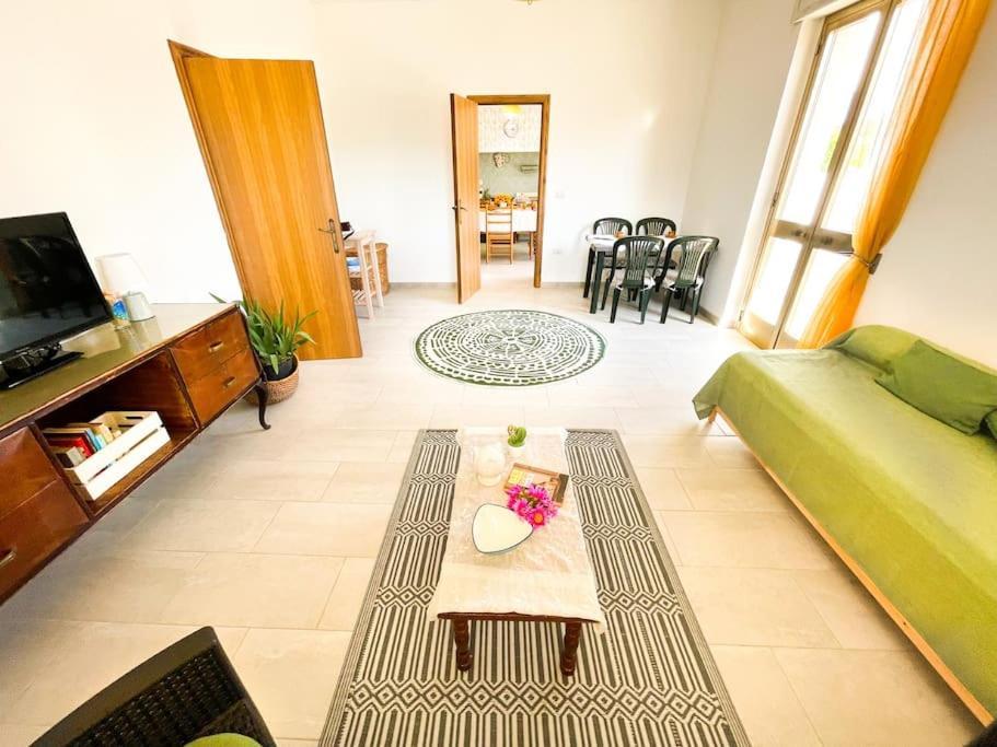 50M From The Sea Villa Smeralda San Pietro in Bevagna Exterior foto